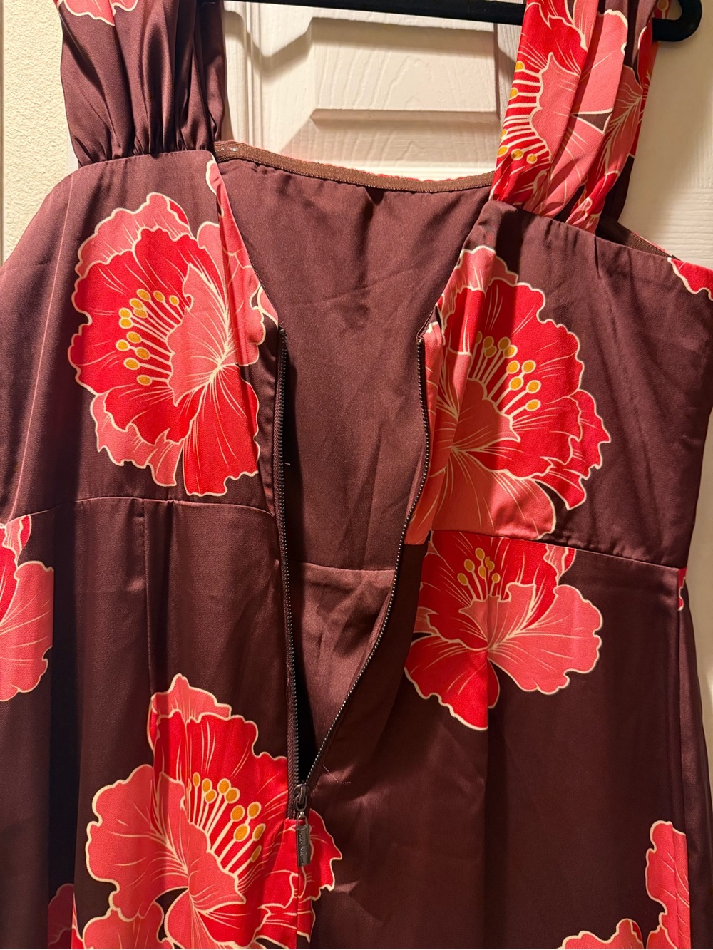 Nicole Miller Burgundy Maxi Dress with Pink Floral Print - Picture 7 of 11